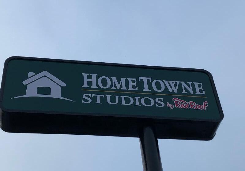 ホテル Hometowne Studios By Red Roof San Antonio E   Frost Bank Center