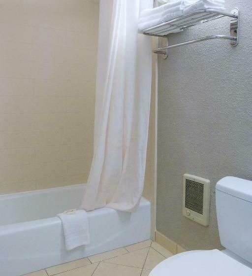 酒店 Red Carpet Inn Washington Dc