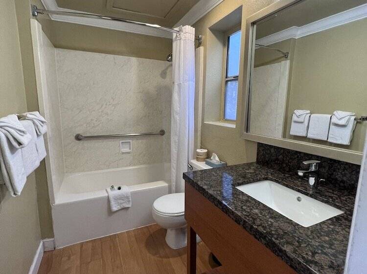 فندق Inn At San Luis Obispo