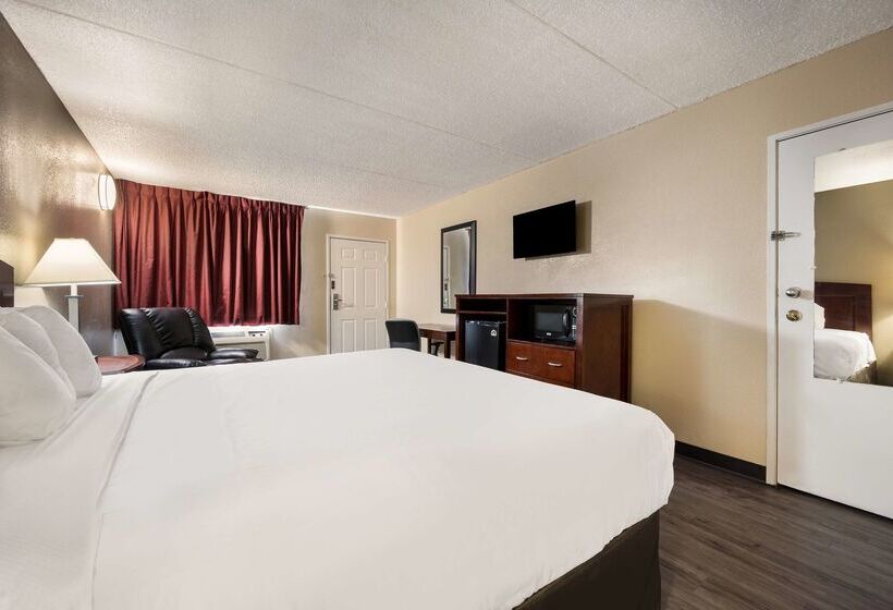 هتل Knights Inn College Station