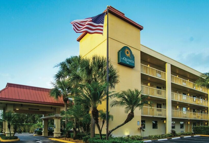 فندق La Quinta Inn By Wyndham West Palm Beach  Florida Turnpike