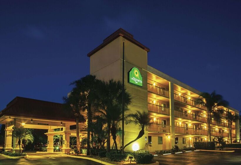 فندق La Quinta Inn By Wyndham West Palm Beach  Florida Turnpike