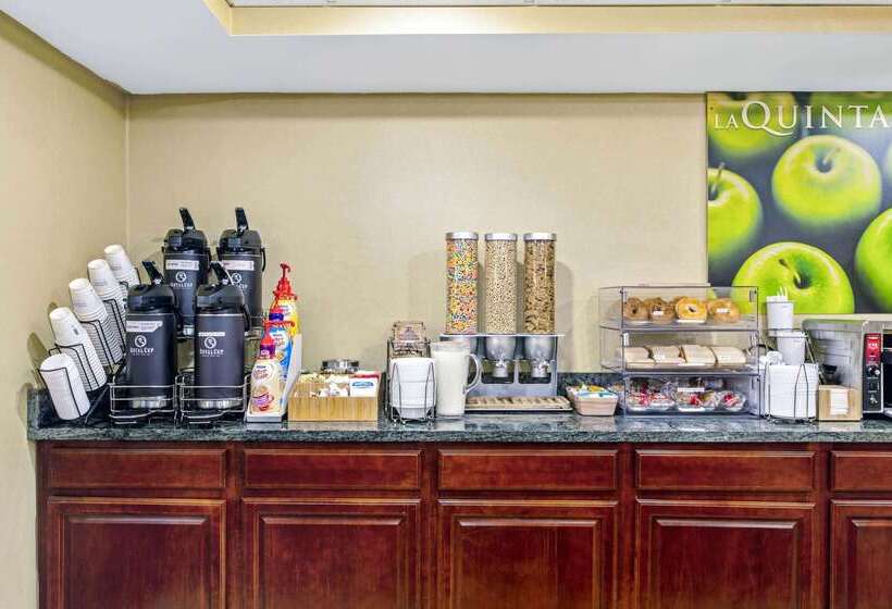 فندق Holiday Inn Express South Burlington   Downtown, An Ihg