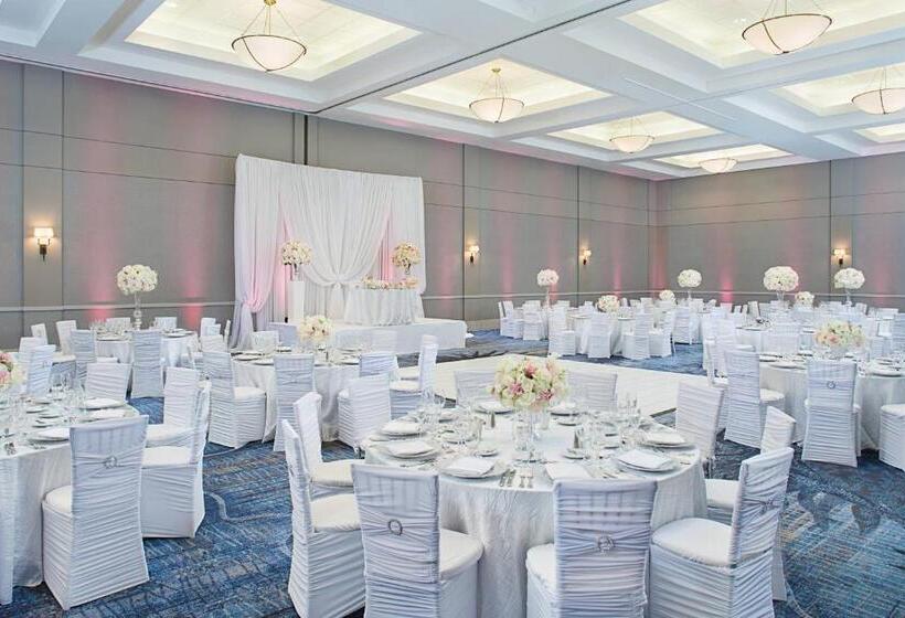 Отель Los Angeles Marriott Burbank Airport