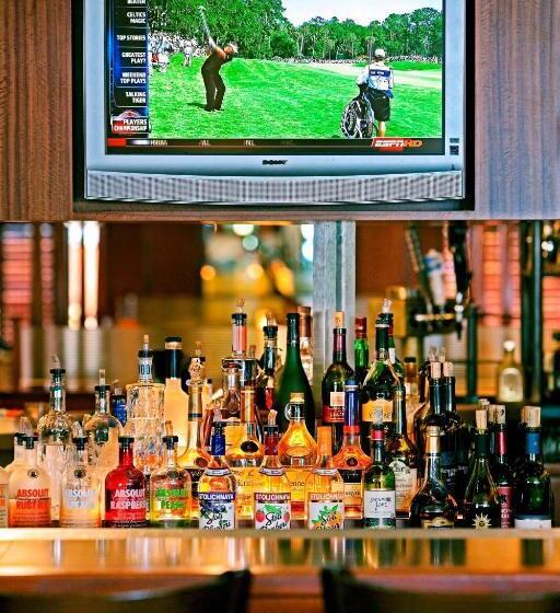 هتل Los Angeles Marriott Burbank Airport