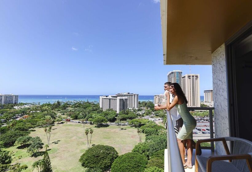 Luana Waikiki Hotel & Suites