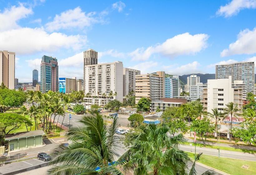 Luana Waikiki Hotel & Suites