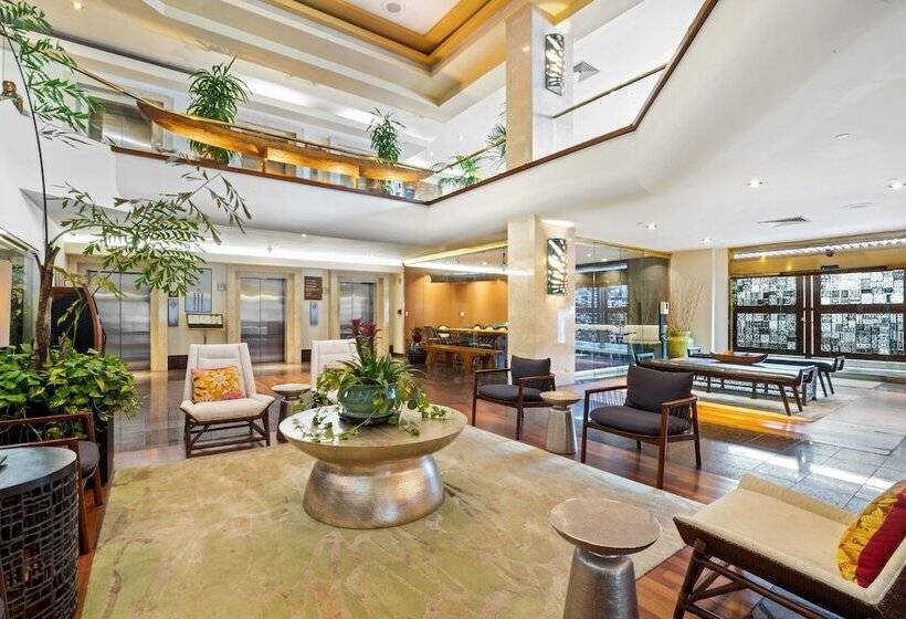 Luana Waikiki Hotel & Suites