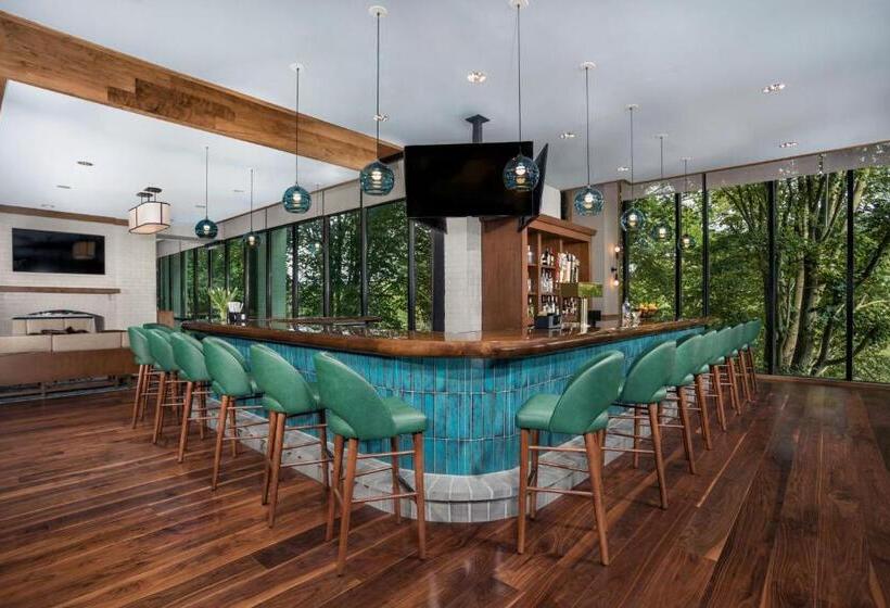 Merriweather Lakehouse Hotel, Autograph Collection