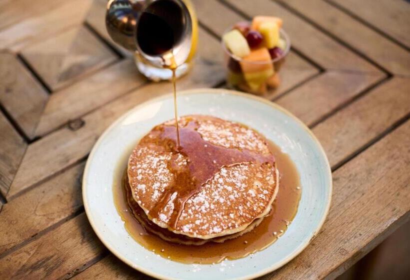 Merriweather Lakehouse Hotel, Autograph Collection