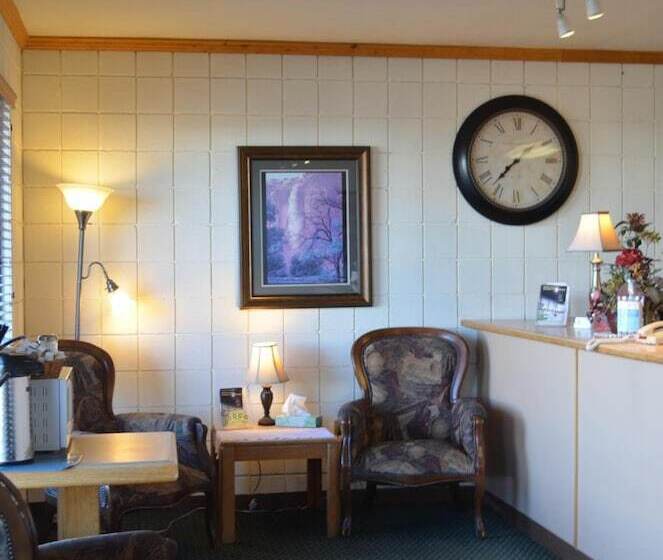 酒店 National 9 Inn Wellington