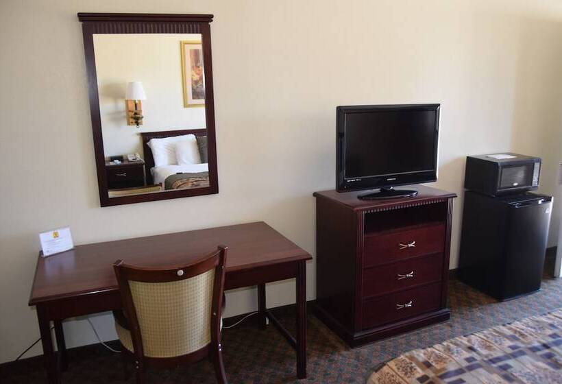 酒店 National 9 Inn Wellington