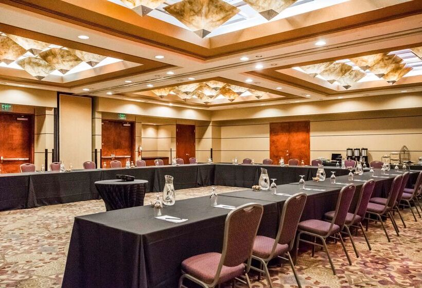 Pier 5 Hotel Baltimore