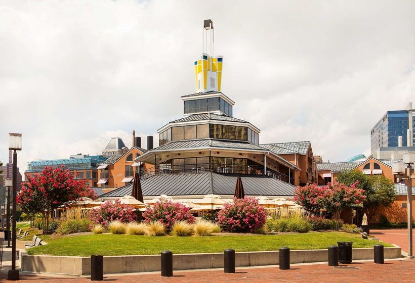 Pier 5 Hotel Baltimore