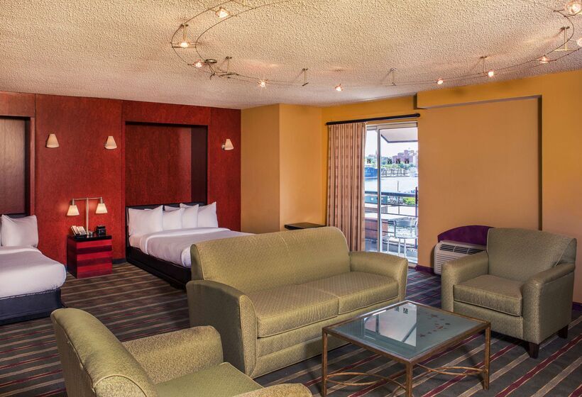 Pier 5 Hotel Baltimore
