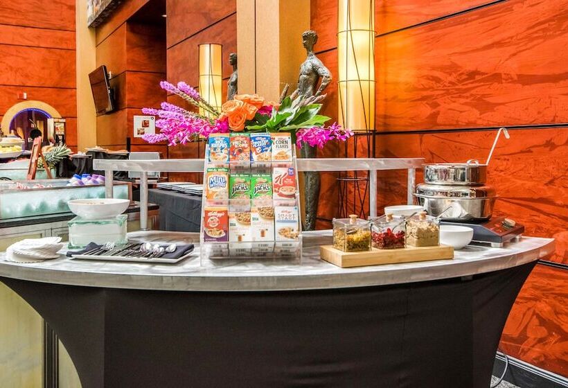 Pier 5 Hotel Baltimore