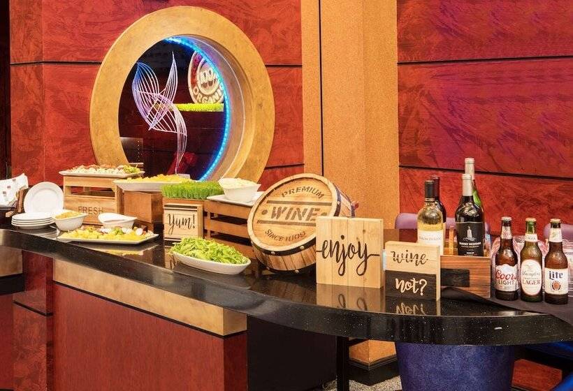 Pier 5 Hotel Baltimore