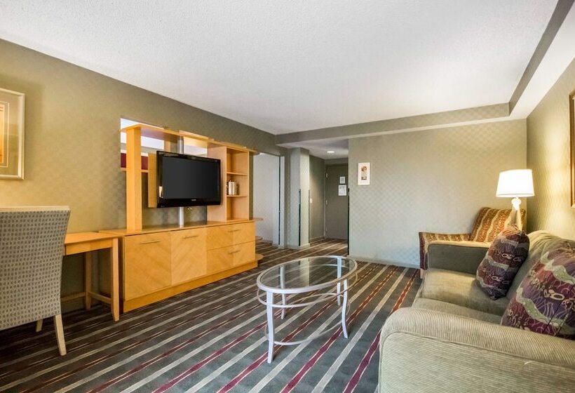 Pier 5 Hotel Baltimore