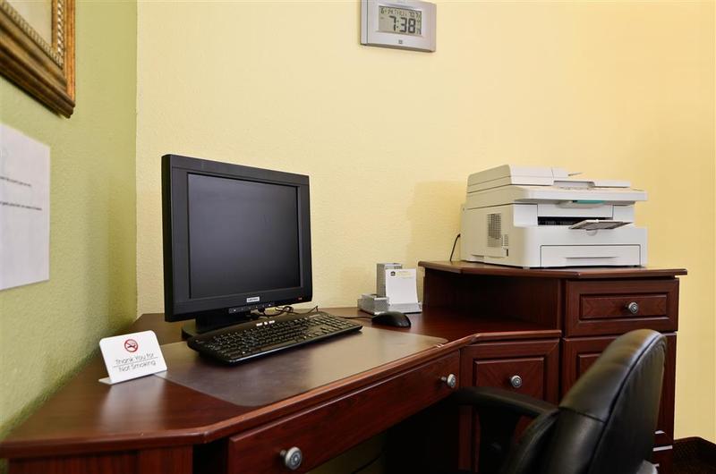 ホテル Pleasant Inn