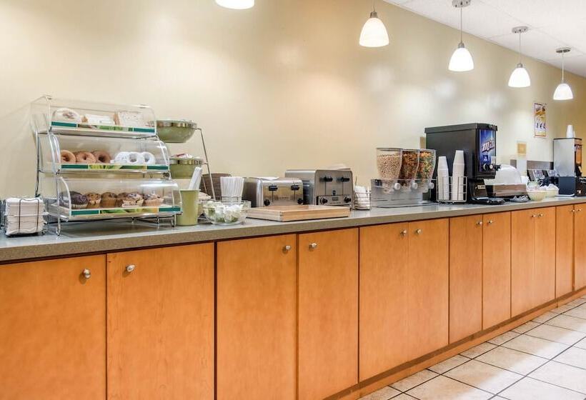 فندق Quality Inn At Bangor Mall