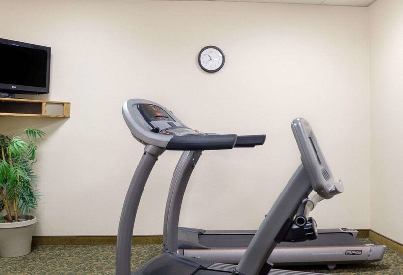 בית מלון כפרי Quality Inn Bismarck I 94