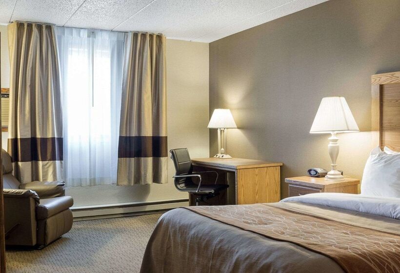 בית מלון כפרי Quality Inn Bismarck I 94