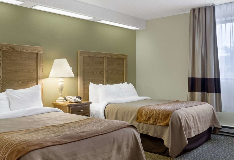 בית מלון כפרי Quality Inn Bismarck I 94