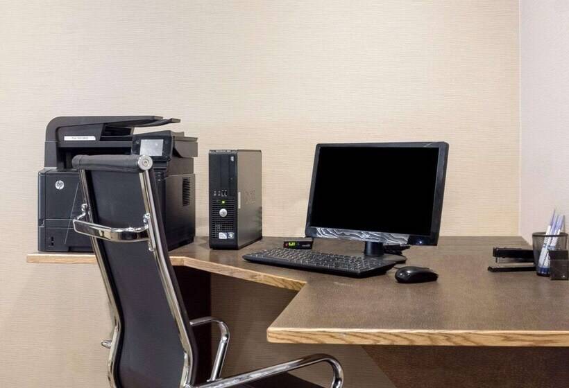 בית מלון כפרי Quality Inn Bismarck I 94