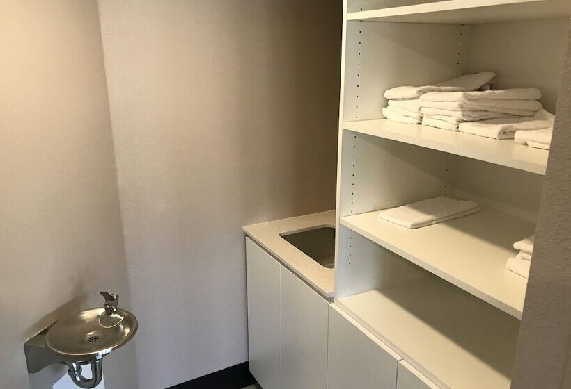 هتل Quality Inn Cedar City   University Area