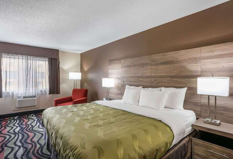 호텔 Quality Inn Cedar Rapids South