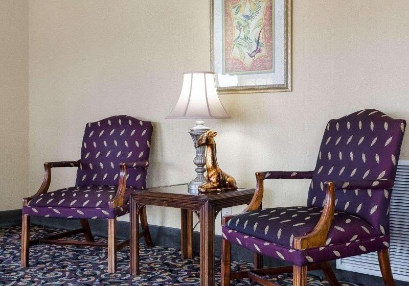 Отель Quality Inn Columbus, Ms