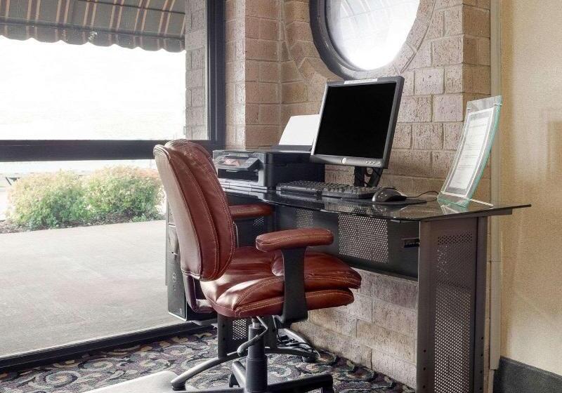 Отель Quality Inn Columbus, Ms