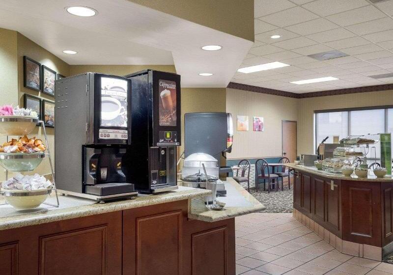 Отель Quality Inn Columbus, Ms