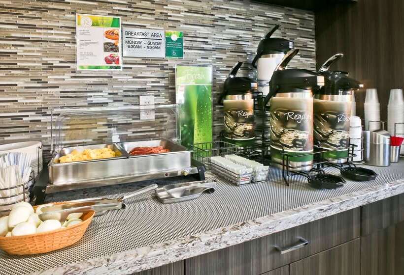 فندق Quality Inn Hayward