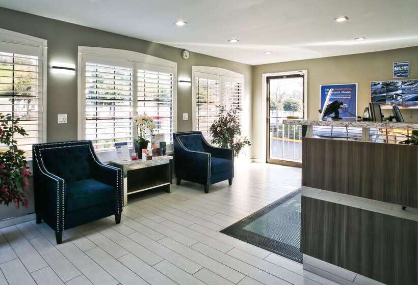 فندق Quality Inn Hayward