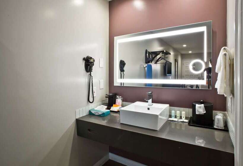 فندق Quality Inn Hayward