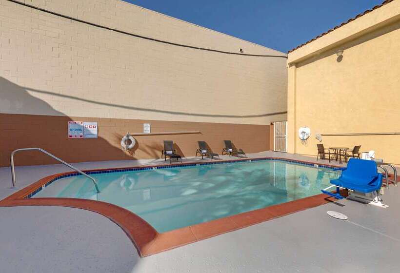 فندق Quality Inn Long Beach   Signal Hill