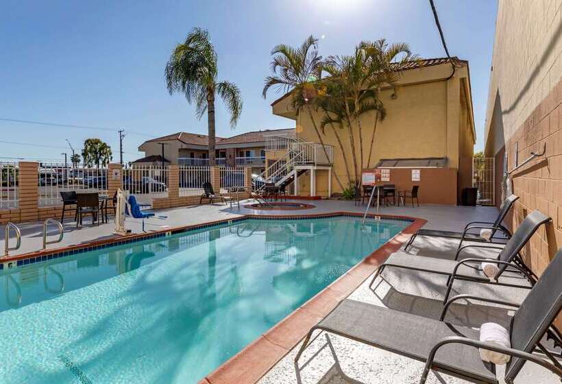 فندق Quality Inn Long Beach   Signal Hill