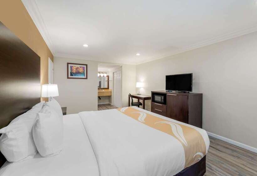 فندق Quality Inn Long Beach   Signal Hill