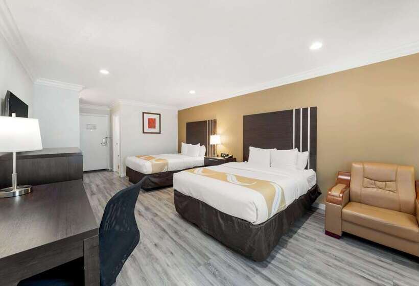 فندق Quality Inn Long Beach   Signal Hill