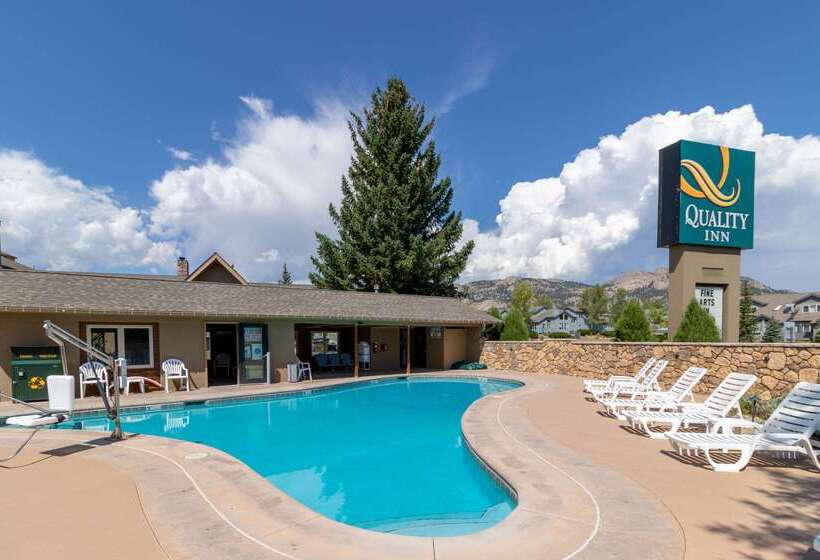 בית מלון כפרי Quality Inn Near Rocky Mountain National Park