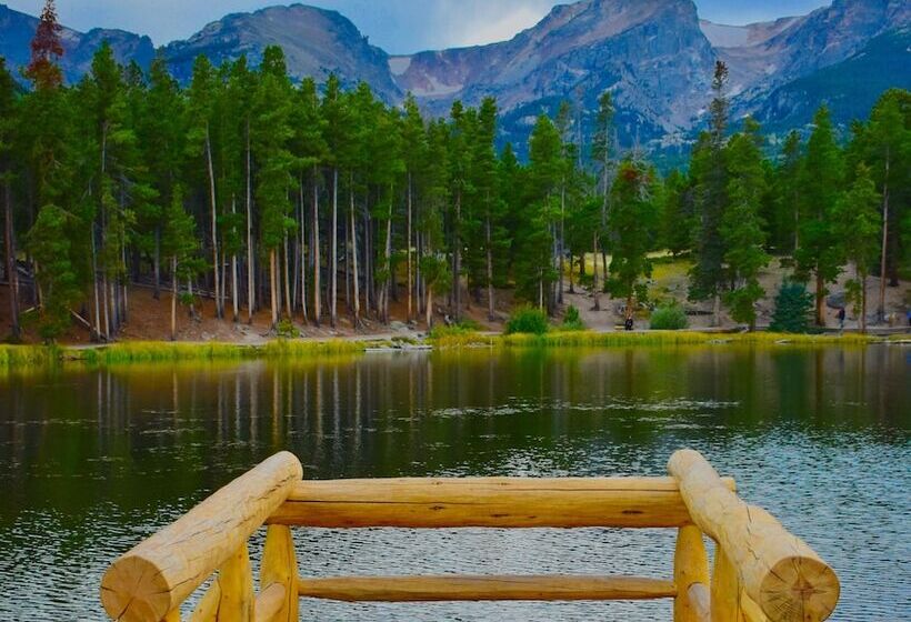 בית מלון כפרי Quality Inn Near Rocky Mountain National Park