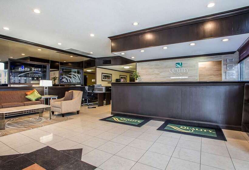 هتل Quality Inn O'Hare Airport