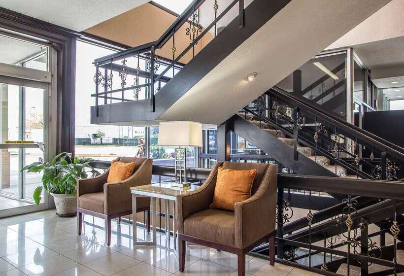 هتل Quality Inn O'Hare Airport
