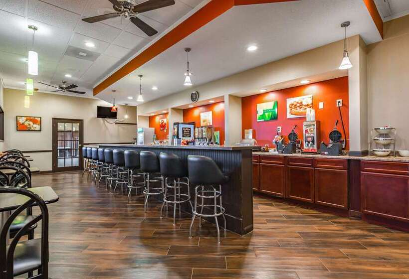 Отель Quality Inn Schenectady  Albany