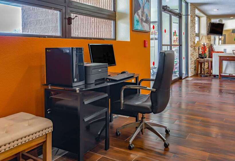 Отель Quality Inn Schenectady  Albany