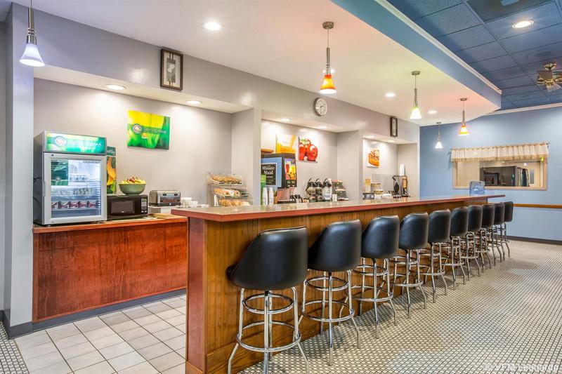 Отель Quality Inn Schenectady  Albany