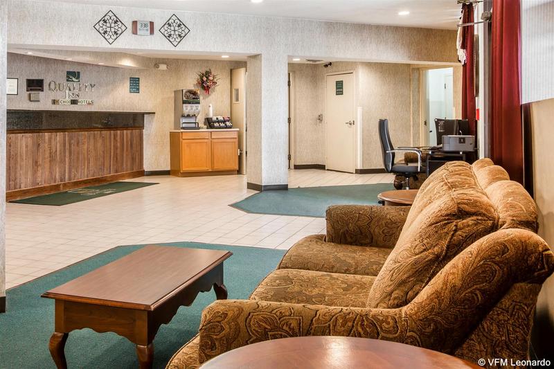Отель Quality Inn Schenectady  Albany