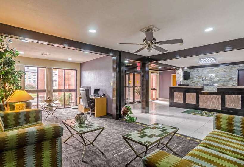 酒店 Quality Inn South