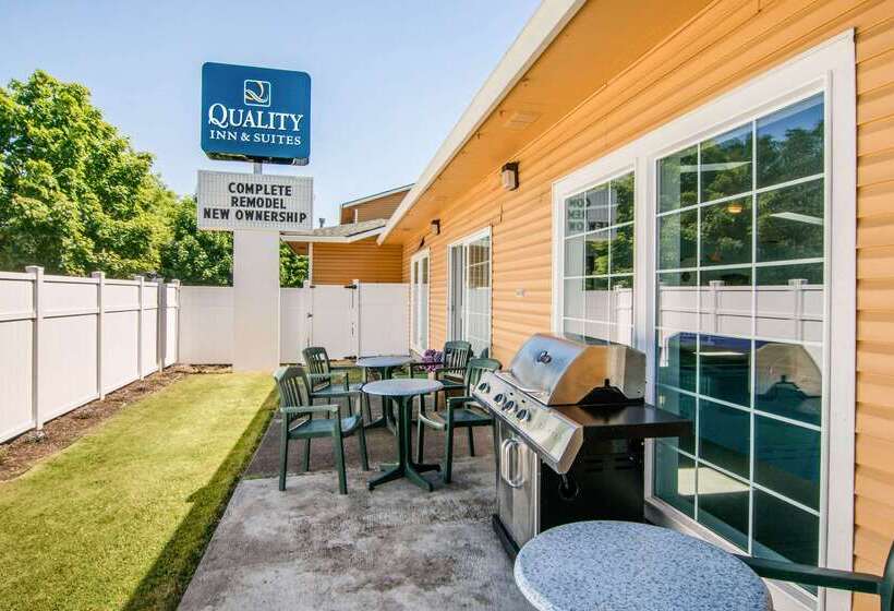 ホテル Quality Inn & Suites Albany Corvallis